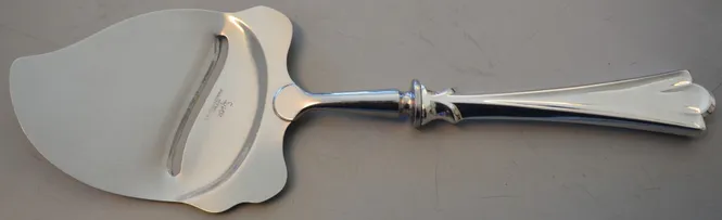 Hovedbilde Lilje: Ostehøvel 22,5 cm.