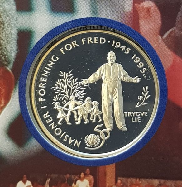 Hovedbilde 50 kr 1995 - FN i pappfolder.