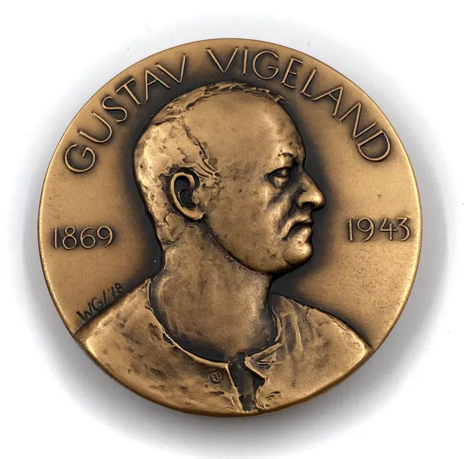 Hovedbilde Gustav Vigeland 1979 i bronse.