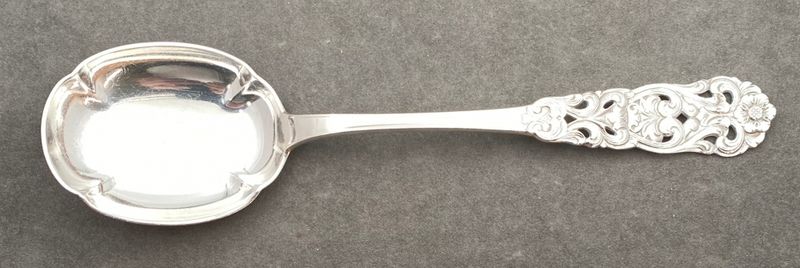 Valdres: Anretnings/Serveringsskje 21,5 cm