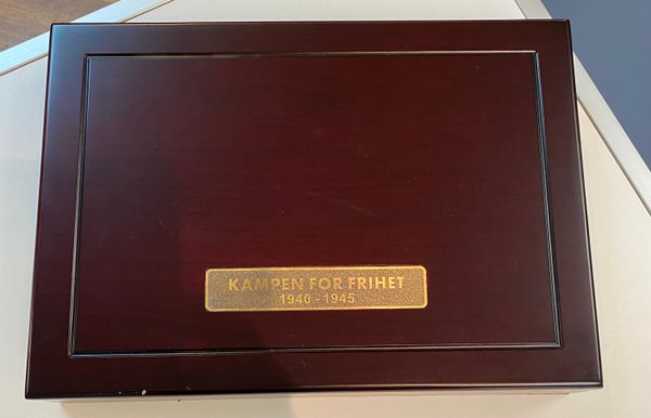 Hovedbilde Komplett sett medaljer Kampen for frihet ...