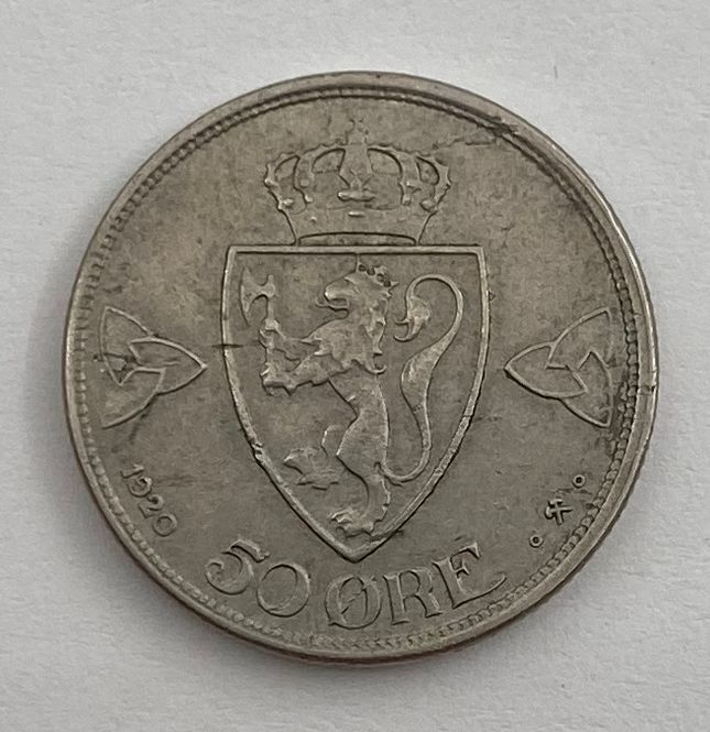 Hovedbilde 50 øre 1920 u/hull kv. 1/1+