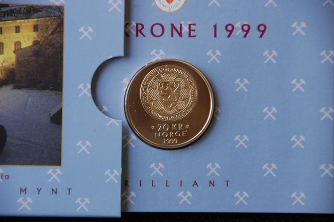 Hovedbilde 20 kroner 1999 Akershus BU