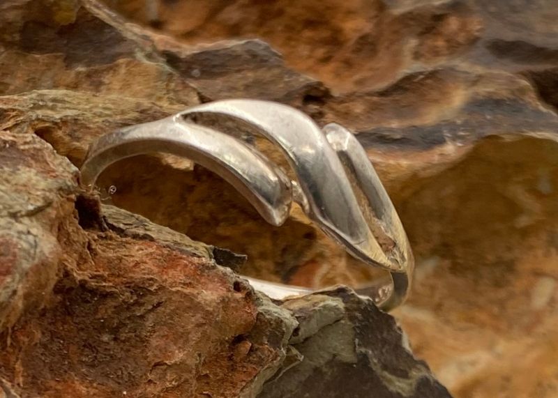 Ring 835S.(54)